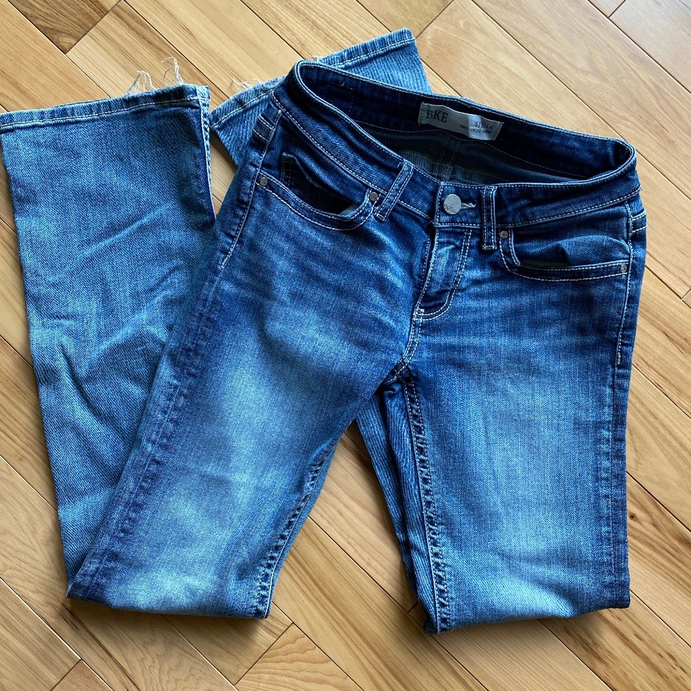 BKE Stella Slim Fit Low Rise Boot Cut Size 25